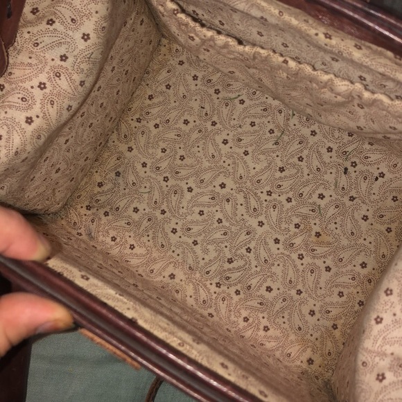 Vintage Tooled Leather Crossbpdy Bag - Picture 7 of 7